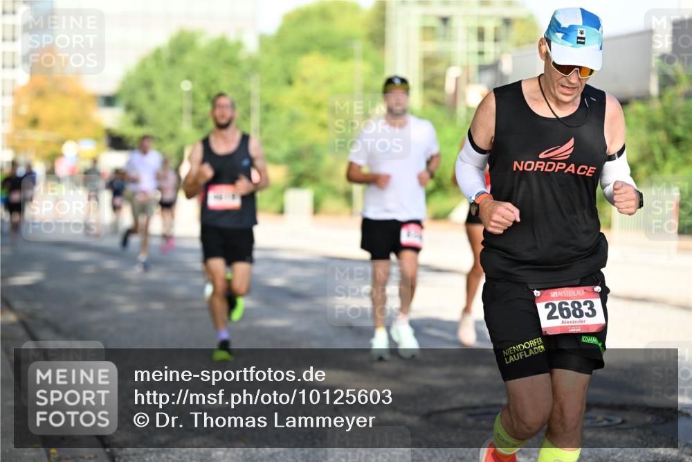 06.09.2026 - CURREX Alsterlauf Dr. Thomas Lammeyer http://msf.ph/oto/10125603 06.09.2026 09:43:40 Laufen 2683 meine-sportfotos.de
