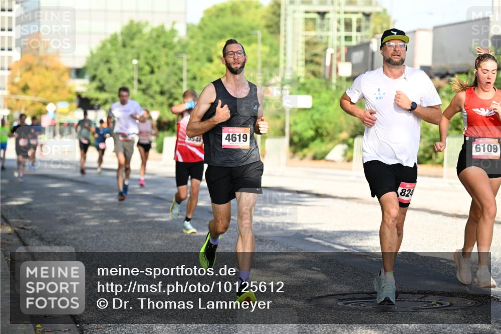 06.09.2026 - CURREX Alsterlauf Dr. Thomas Lammeyer http://msf.ph/oto/10125612 06.09.2026 09:43:41 Laufen 4619, 11, 824, 6109 meine-sportfotos.de