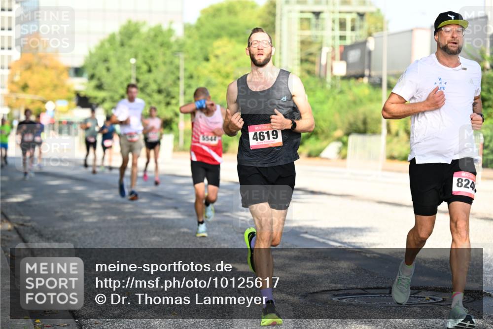06.09.2026 - CURREX Alsterlauf Dr. Thomas Lammeyer http://msf.ph/oto/10125617 06.09.2026 09:43:42 Laufen 5544, 11, 8, 4619, 824 meine-sportfotos.de