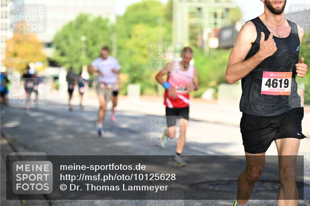06.09.2026 - CURREX Alsterlauf Dr. Thomas Lammeyer http://msf.ph/oto/10125628 06.09.2026 09:43:43 Laufen 4619 meine-sportfotos.de