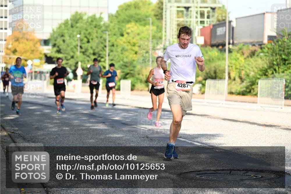 06.09.2026 - CURREX Alsterlauf Dr. Thomas Lammeyer http://msf.ph/oto/10125653 06.09.2026 09:43:45 Laufen 4287 meine-sportfotos.de