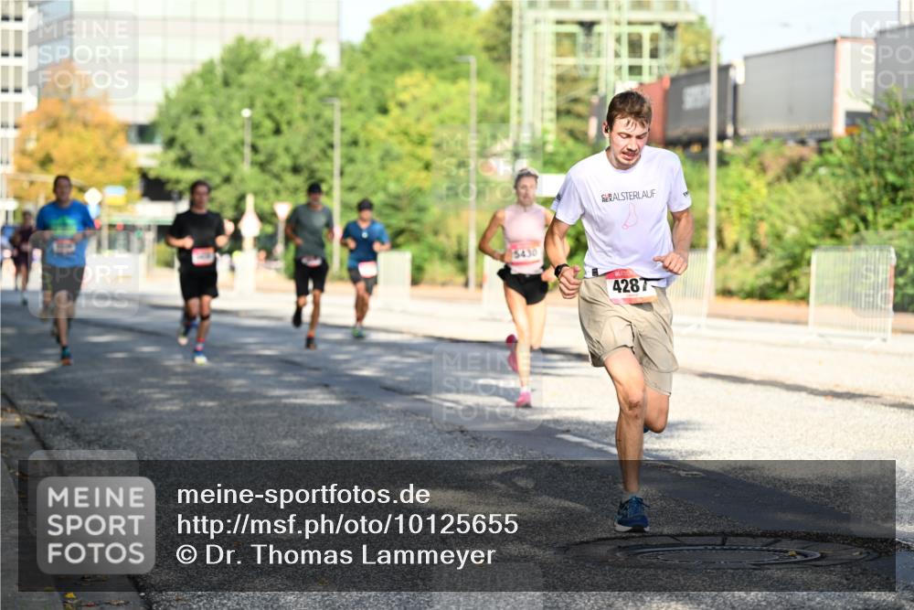 06.09.2026 - CURREX Alsterlauf Dr. Thomas Lammeyer http://msf.ph/oto/10125655 06.09.2026 09:43:45 Laufen 5430, 4287 meine-sportfotos.de