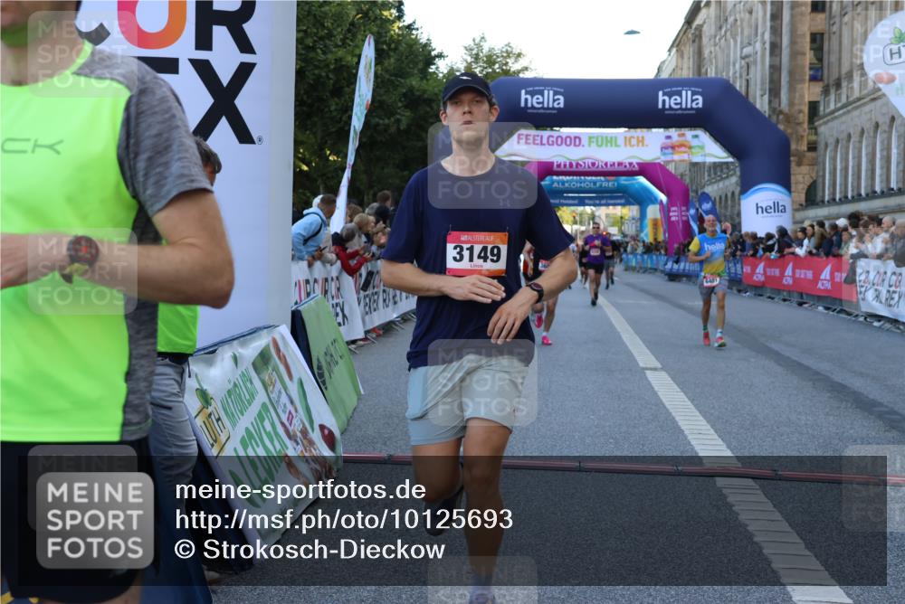06.09.2026 - CURREX Alsterlauf Strokosch-Dieckow http://msf.ph/oto/10125693 06.09.2026 09:45:40 Ziel 2615, 2673, 3149, 3259, 3602, 4141, 4372, 4581, 4982, 5697, 6013, 6401, 6449, 6450, 8192, 8228 meine-sportfotos.de