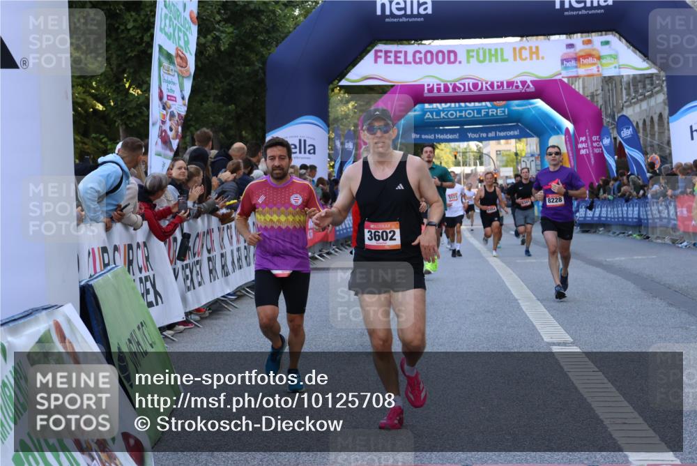 06.09.2026 - CURREX Alsterlauf Strokosch-Dieckow http://msf.ph/oto/10125708 06.09.2026 09:45:42 Ziel 2615, 2673, 3149, 3602, 4372, 4982, 5697, 6013, 6186, 6401, 6449, 6450, 8192, 8228 meine-sportfotos.de
