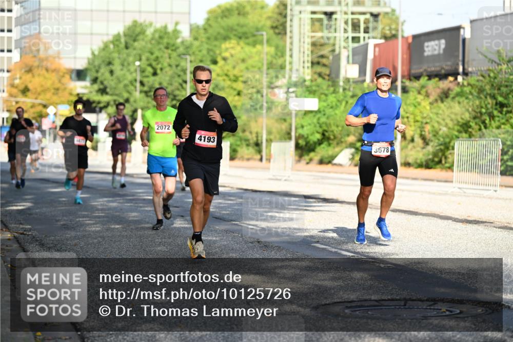 06.09.2026 - CURREX Alsterlauf Dr. Thomas Lammeyer http://msf.ph/oto/10125726 06.09.2026 09:43:52 Laufen 2072, 4193, 3678 meine-sportfotos.de