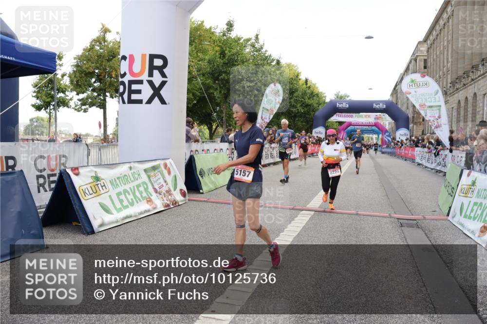 06.09.2026 - CURREX Alsterlauf Yannick Fuchs http://msf.ph/oto/10125736 06.09.2026 10:04:11 Ziel 2091, 2164, 2346, 2677, 2830, 3100, 3239, 3562, 3697, 3747, 4288, 4495, 4634, 4943, 5004, 5061, 5157, 5401, 5674, 5709, 6056, 8225 meine-sportfotos.de