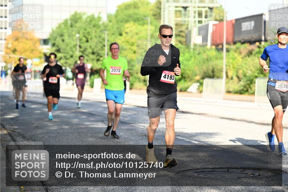 06.09.2026 - CURREX Alsterlauf Dr. Thomas Lammeyer http://msf.ph/oto/10125740 06.09.2026 09:43:53 Laufen 2072, 4193, 3678 meine-sportfotos.de