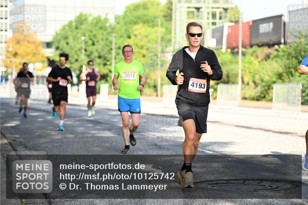 06.09.2026 - CURREX Alsterlauf Dr. Thomas Lammeyer http://msf.ph/oto/10125742 06.09.2026 09:43:54 Laufen 2072, 4193 meine-sportfotos.de