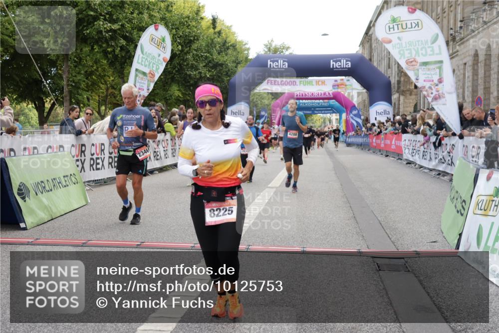 06.09.2026 - CURREX Alsterlauf Yannick Fuchs http://msf.ph/oto/10125753 06.09.2026 10:04:12 Ziel 2091, 2164, 2346, 2677, 2830, 3100, 3239, 3562, 3697, 3747, 4288, 4495, 4634, 4943, 5004, 5157, 5401, 5674, 5709, 5713, 6056, 8225 meine-sportfotos.de