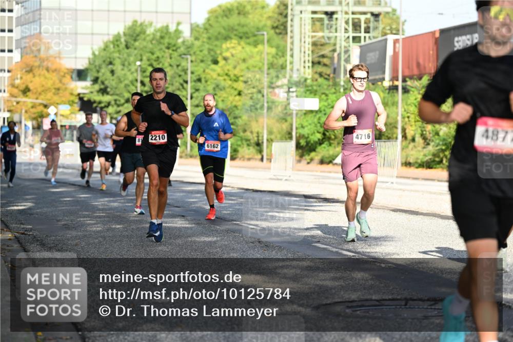 06.09.2026 - CURREX Alsterlauf Dr. Thomas Lammeyer http://msf.ph/oto/10125784 06.09.2026 09:43:58 Laufen 2210, 6162, 4716, 4872 meine-sportfotos.de