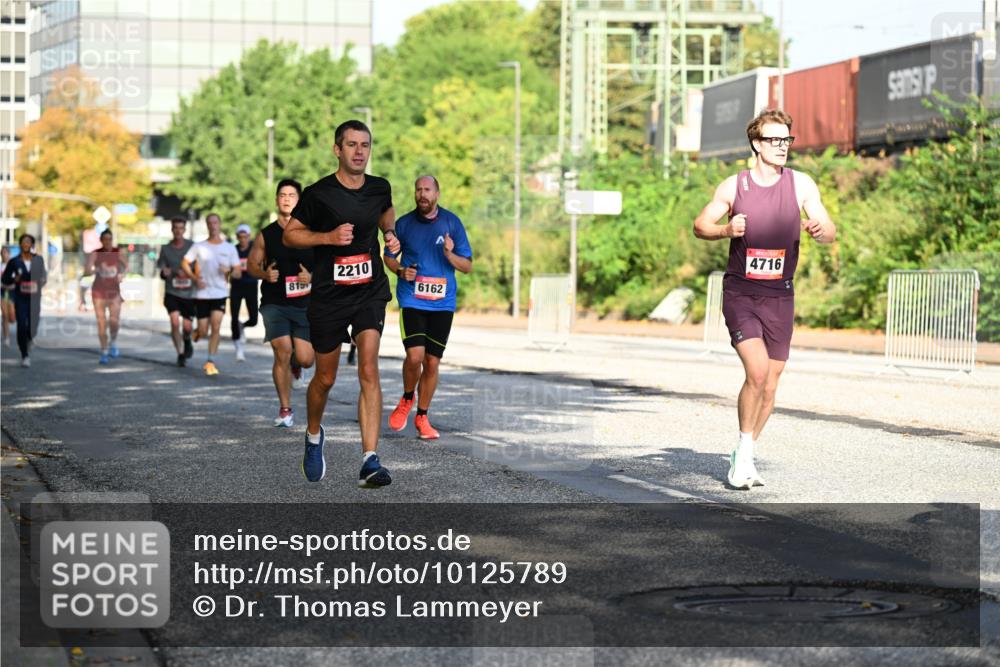 06.09.2026 - CURREX Alsterlauf Dr. Thomas Lammeyer http://msf.ph/oto/10125789 06.09.2026 09:43:58 Laufen 2210, 815, 6162, 4716 meine-sportfotos.de