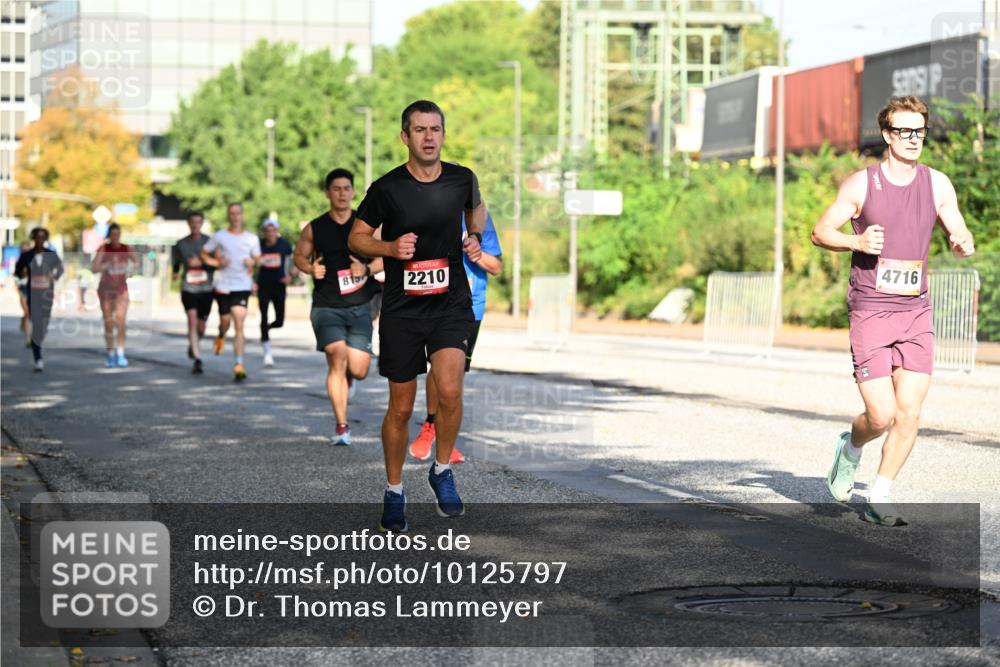 06.09.2026 - CURREX Alsterlauf Dr. Thomas Lammeyer http://msf.ph/oto/10125797 06.09.2026 09:43:59 Laufen 819, 2210, 4716 meine-sportfotos.de