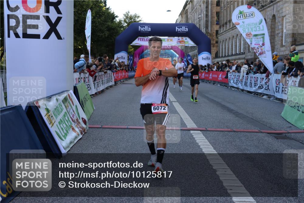 06.09.2026 - CURREX Alsterlauf Strokosch-Dieckow http://msf.ph/oto/10125817 06.09.2026 09:45:56 Ziel 2054, 2731, 2828, 3623, 3956, 4341, 4721, 4828, 5123, 6072, 6113, 6391, 8193 meine-sportfotos.de