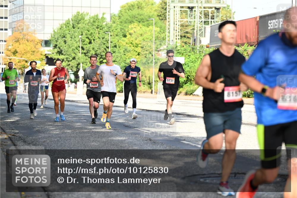 06.09.2026 - CURREX Alsterlauf Dr. Thomas Lammeyer http://msf.ph/oto/10125830 06.09.2026 09:44:02 Laufen 8104, 6021, 403, 6255, 2605, 5877, 5731, 8157, 616 meine-sportfotos.de