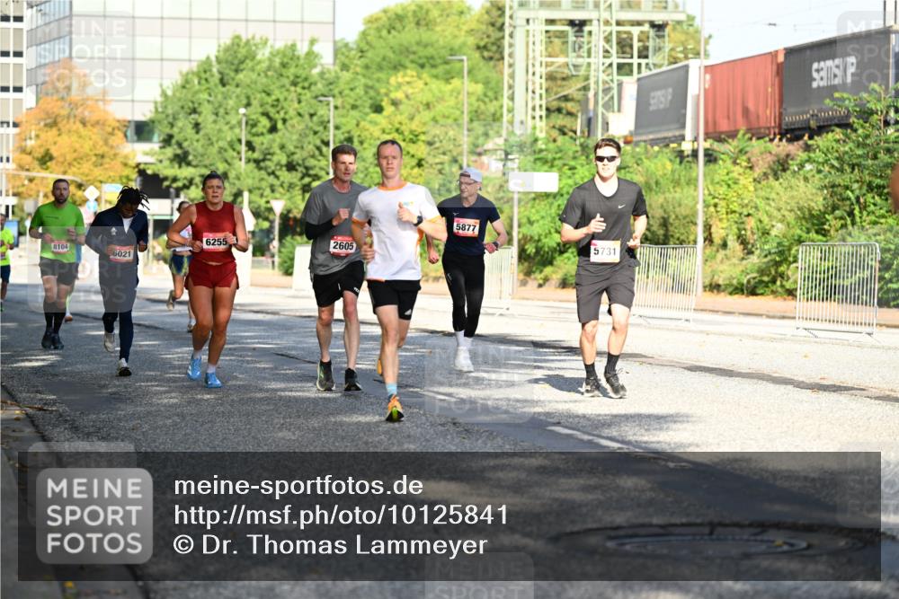 06.09.2026 - CURREX Alsterlauf Dr. Thomas Lammeyer http://msf.ph/oto/10125841 06.09.2026 09:44:03 Laufen 6255, 2605, 8104, 6021, 5877, 5731 meine-sportfotos.de