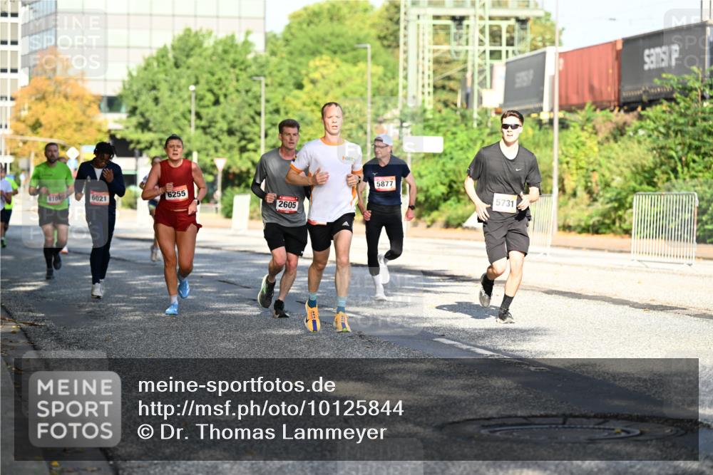 06.09.2026 - CURREX Alsterlauf Dr. Thomas Lammeyer http://msf.ph/oto/10125844 06.09.2026 09:44:03 Laufen 10, 6255, 6021, 2605, 5877, 5731 meine-sportfotos.de