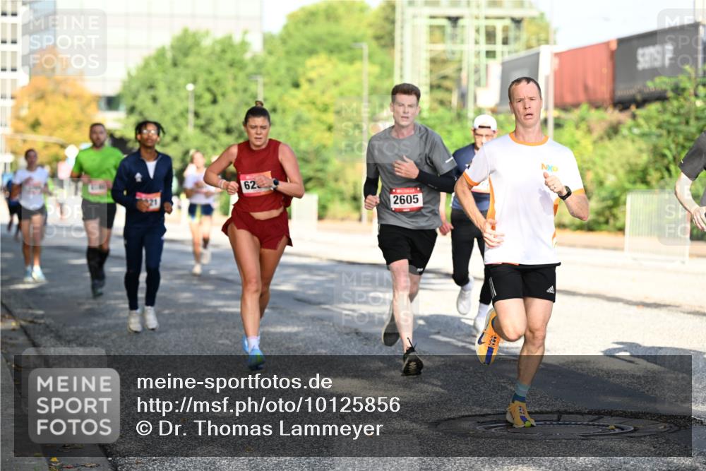 06.09.2026 - CURREX Alsterlauf Dr. Thomas Lammeyer http://msf.ph/oto/10125856 06.09.2026 09:44:05 Laufen 62, 2605 meine-sportfotos.de