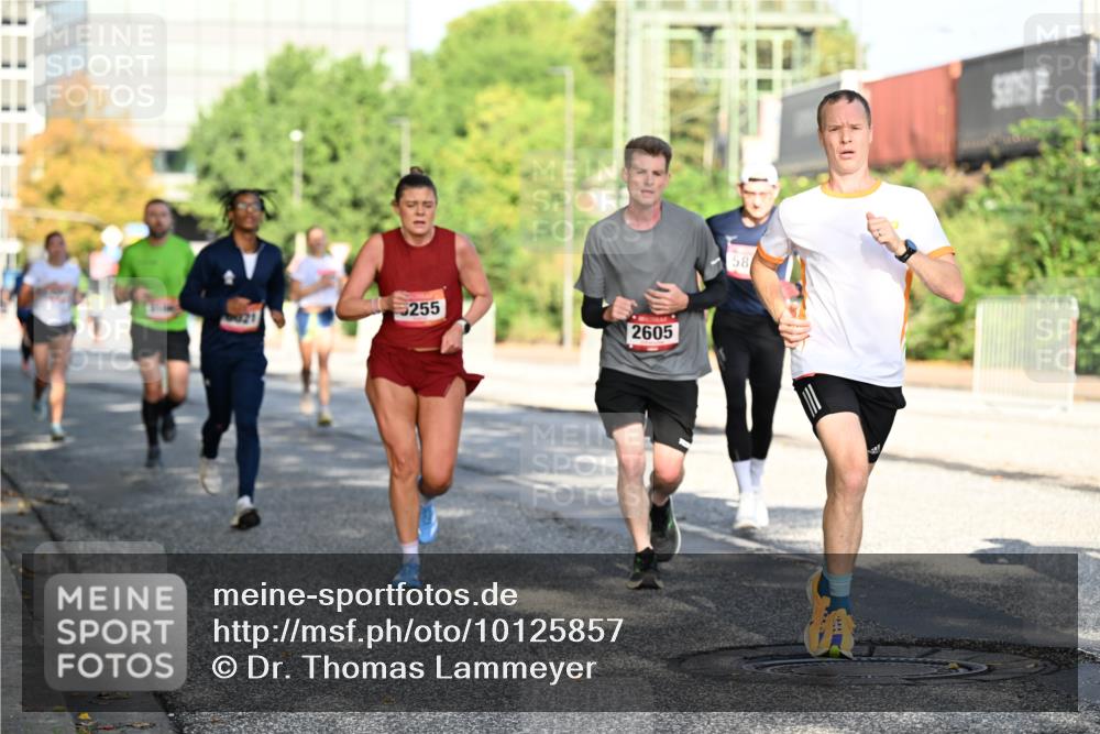 06.09.2026 - CURREX Alsterlauf Dr. Thomas Lammeyer http://msf.ph/oto/10125857 06.09.2026 09:44:05 Laufen 5255, 2605, 58 meine-sportfotos.de
