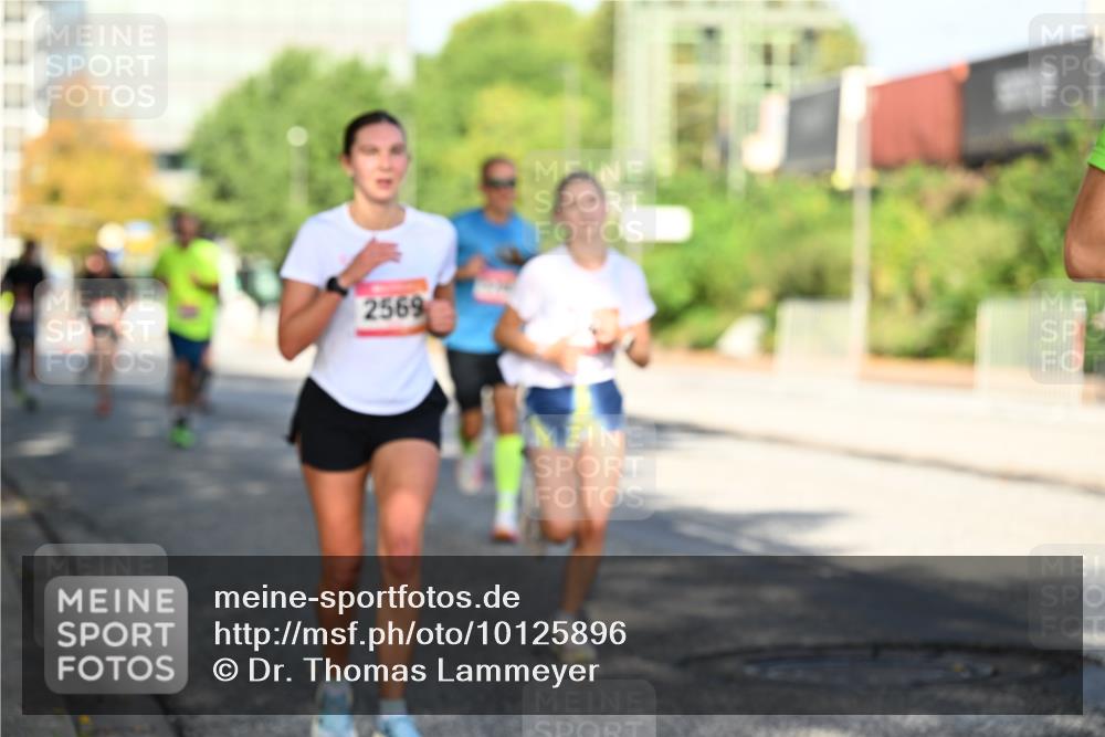 06.09.2026 - CURREX Alsterlauf Dr. Thomas Lammeyer http://msf.ph/oto/10125896 06.09.2026 09:44:11 Laufen 2569 meine-sportfotos.de