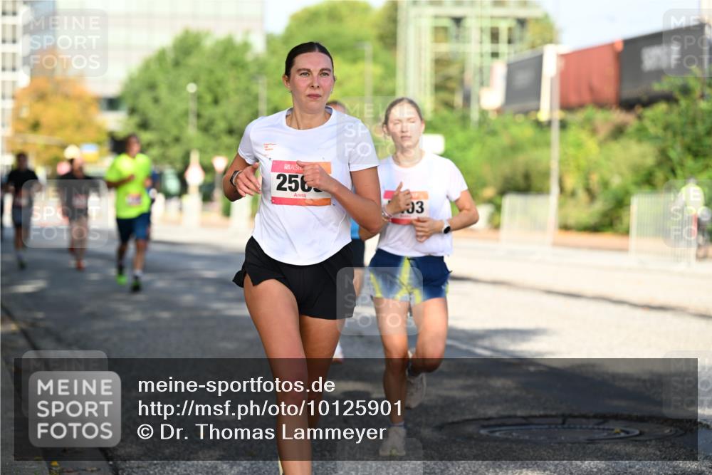 06.09.2026 - CURREX Alsterlauf Dr. Thomas Lammeyer http://msf.ph/oto/10125901 06.09.2026 09:44:11 Laufen 2563, 93 meine-sportfotos.de