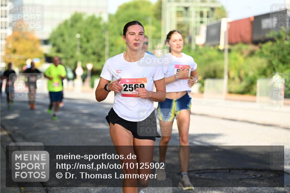 06.09.2026 - CURREX Alsterlauf Dr. Thomas Lammeyer http://msf.ph/oto/10125902 06.09.2026 09:44:11 Laufen 2569 meine-sportfotos.de