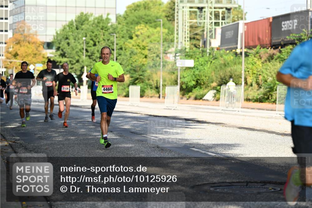 06.09.2026 - CURREX Alsterlauf Dr. Thomas Lammeyer http://msf.ph/oto/10125926 06.09.2026 09:44:13 Laufen 4311, 5297, 2106, 4460 meine-sportfotos.de