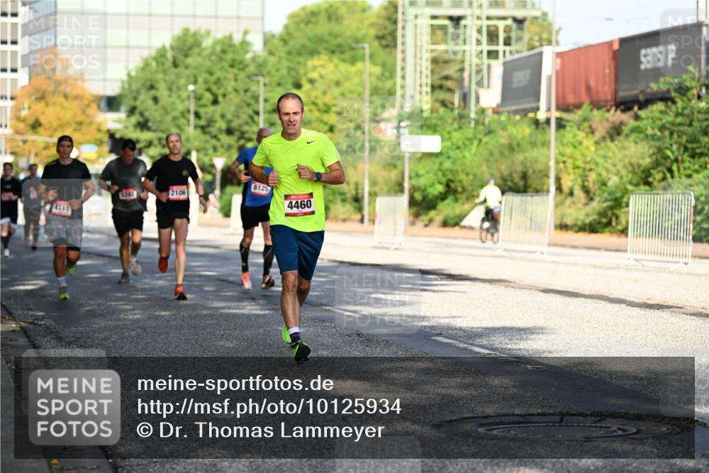 06.09.2026 - CURREX Alsterlauf Dr. Thomas Lammeyer http://msf.ph/oto/10125934 06.09.2026 09:44:14 Laufen 8125, 2106, 4311, 4460 meine-sportfotos.de