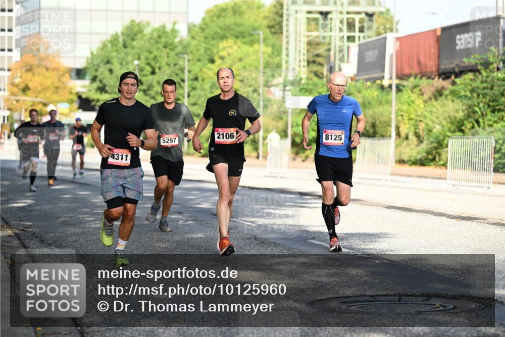 06.09.2026 - CURREX Alsterlauf Dr. Thomas Lammeyer http://msf.ph/oto/10125960 06.09.2026 09:44:16 Laufen 4311, 5297, 2106, 8125 meine-sportfotos.de