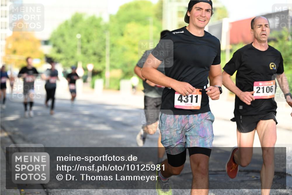 06.09.2026 - CURREX Alsterlauf Dr. Thomas Lammeyer http://msf.ph/oto/10125981 06.09.2026 09:44:18 Laufen 11, 4311, 2106 meine-sportfotos.de