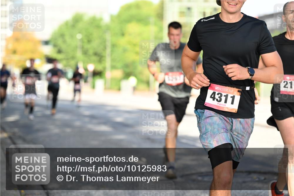 06.09.2026 - CURREX Alsterlauf Dr. Thomas Lammeyer http://msf.ph/oto/10125983 06.09.2026 09:44:19 Laufen 4311, 21, 21 meine-sportfotos.de
