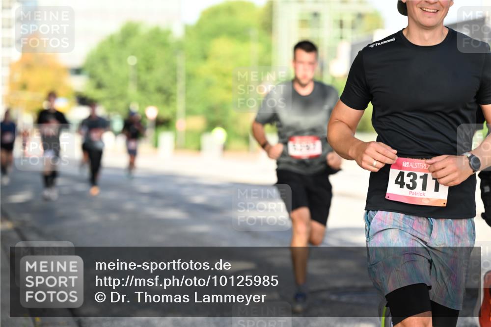 06.09.2026 - CURREX Alsterlauf Dr. Thomas Lammeyer http://msf.ph/oto/10125985 06.09.2026 09:44:19 Laufen 4311 meine-sportfotos.de