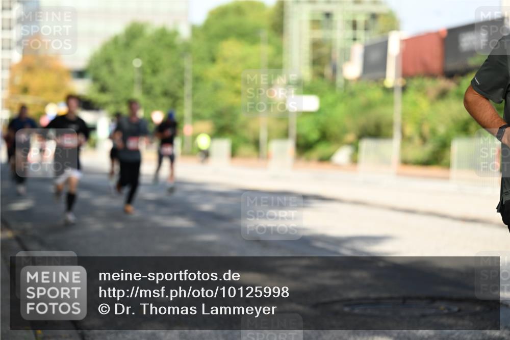 06.09.2026 - CURREX Alsterlauf Dr. Thomas Lammeyer http://msf.ph/oto/10125998 06.09.2026 09:44:20 Laufen  meine-sportfotos.de