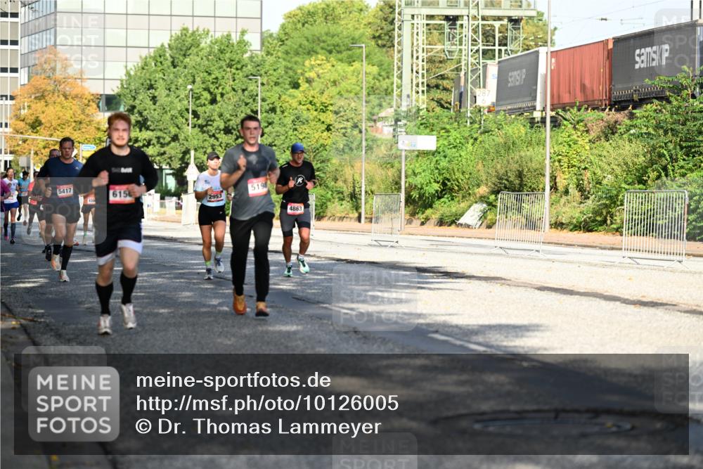 06.09.2026 - CURREX Alsterlauf Dr. Thomas Lammeyer http://msf.ph/oto/10126005 06.09.2026 09:44:21 Laufen 5417, 615, 430, 2953, 519, 4863 meine-sportfotos.de