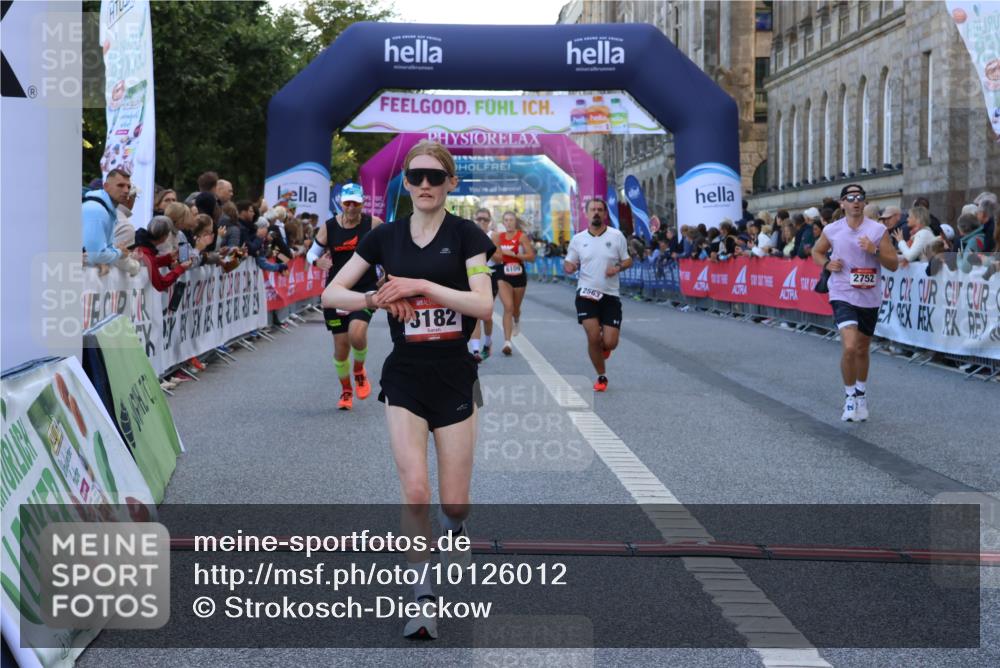 06.09.2026 - CURREX Alsterlauf Strokosch-Dieckow http://msf.ph/oto/10126012 06.09.2026 09:46:30 Ziel 2563, 2683, 2752, 3132, 3182, 4183, 4619, 4663, 6109, 6224 meine-sportfotos.de