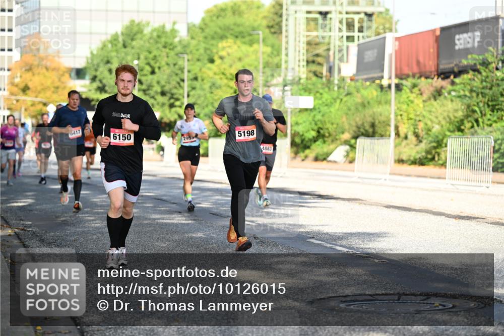 06.09.2026 - CURREX Alsterlauf Dr. Thomas Lammeyer http://msf.ph/oto/10126015 06.09.2026 09:44:22 Laufen 5417, 6150, 2955, 5198, 4863 meine-sportfotos.de