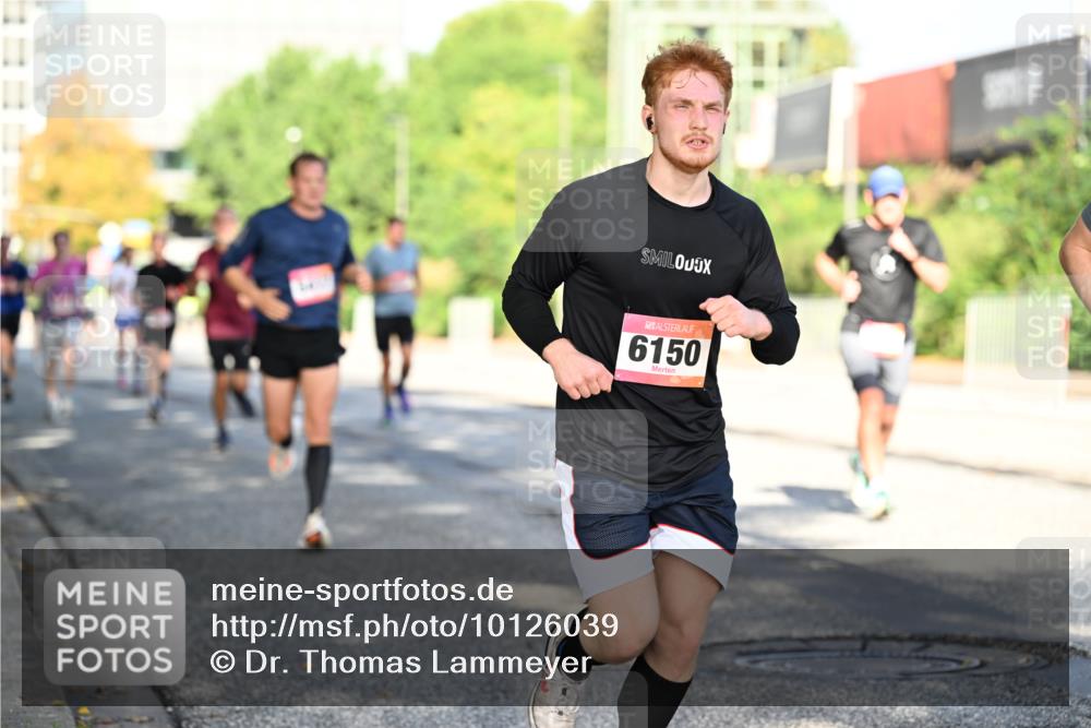 06.09.2026 - CURREX Alsterlauf Dr. Thomas Lammeyer http://msf.ph/oto/10126039 06.09.2026 09:44:25 Laufen 11, 6150 meine-sportfotos.de