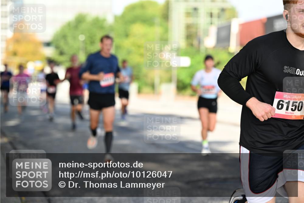 06.09.2026 - CURREX Alsterlauf Dr. Thomas Lammeyer http://msf.ph/oto/10126047 06.09.2026 09:44:25 Laufen 6150 meine-sportfotos.de
