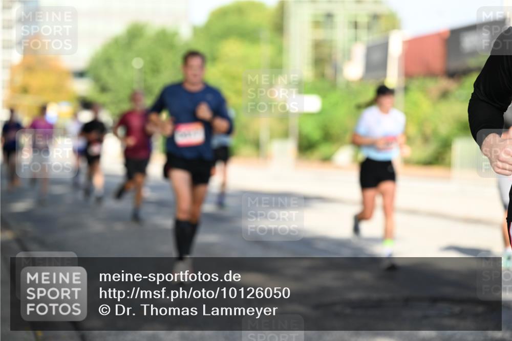 06.09.2026 - CURREX Alsterlauf Dr. Thomas Lammeyer http://msf.ph/oto/10126050 06.09.2026 09:44:25 Laufen  meine-sportfotos.de