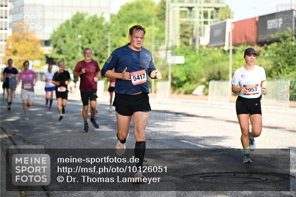 06.09.2026 - CURREX Alsterlauf Dr. Thomas Lammeyer http://msf.ph/oto/10126051 06.09.2026 09:44:26 Laufen 5417, 2953 meine-sportfotos.de