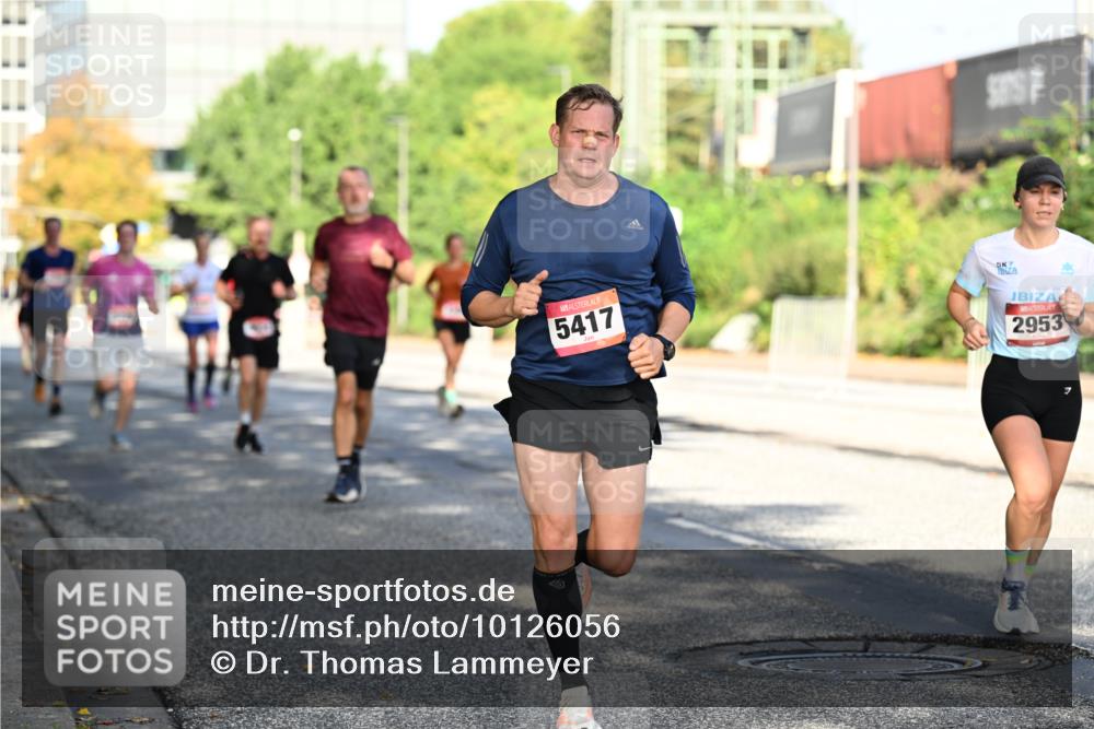06.09.2026 - CURREX Alsterlauf Dr. Thomas Lammeyer http://msf.ph/oto/10126056 06.09.2026 09:44:26 Laufen 5417, 2953 meine-sportfotos.de