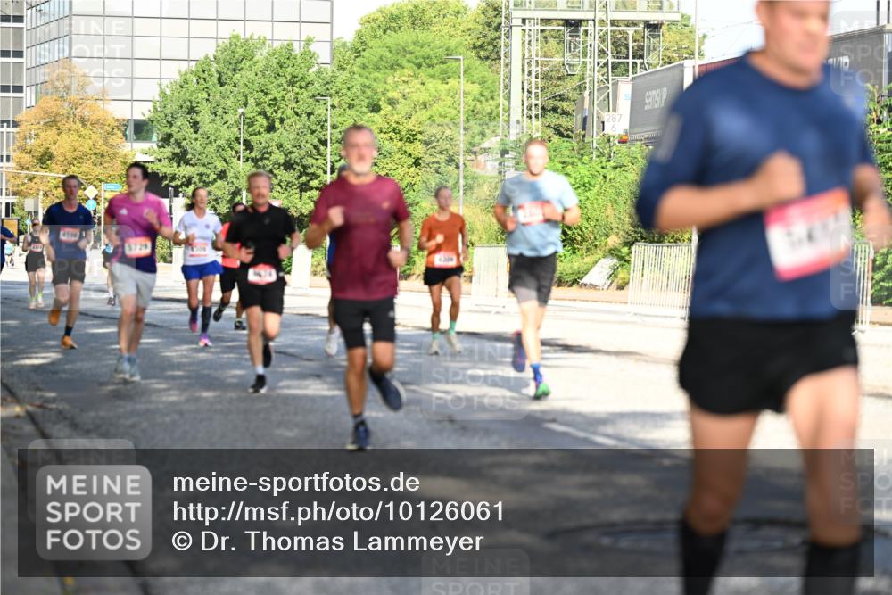 06.09.2026 - CURREX Alsterlauf Dr. Thomas Lammeyer http://msf.ph/oto/10126061 06.09.2026 09:44:27 Laufen 4500, 5729 meine-sportfotos.de
