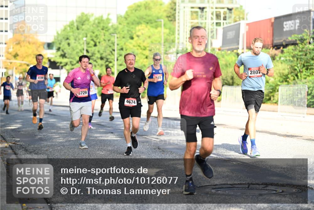 06.09.2026 - CURREX Alsterlauf Dr. Thomas Lammeyer http://msf.ph/oto/10126077 06.09.2026 09:44:29 Laufen 4590, 729, 4674, 645, 2807 meine-sportfotos.de