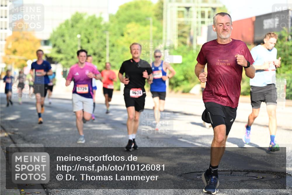06.09.2026 - CURREX Alsterlauf Dr. Thomas Lammeyer http://msf.ph/oto/10126081 06.09.2026 09:44:29 Laufen 4674, 40, 21, 0975 meine-sportfotos.de
