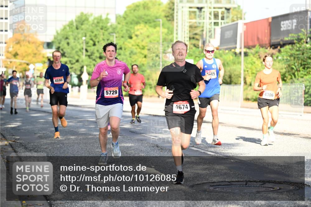 06.09.2026 - CURREX Alsterlauf Dr. Thomas Lammeyer http://msf.ph/oto/10126085 06.09.2026 09:44:30 Laufen 4598, 5729, 4674, 45, 4306 meine-sportfotos.de