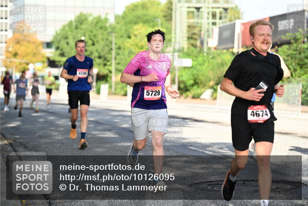 06.09.2026 - CURREX Alsterlauf Dr. Thomas Lammeyer http://msf.ph/oto/10126095 06.09.2026 09:44:31 Laufen 4598, 5729, 4674 meine-sportfotos.de