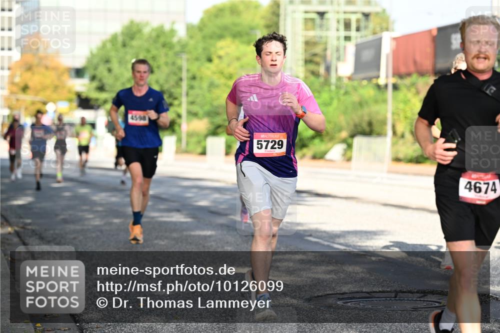 06.09.2026 - CURREX Alsterlauf Dr. Thomas Lammeyer http://msf.ph/oto/10126099 06.09.2026 09:44:31 Laufen 4598, 5729, 4674 meine-sportfotos.de