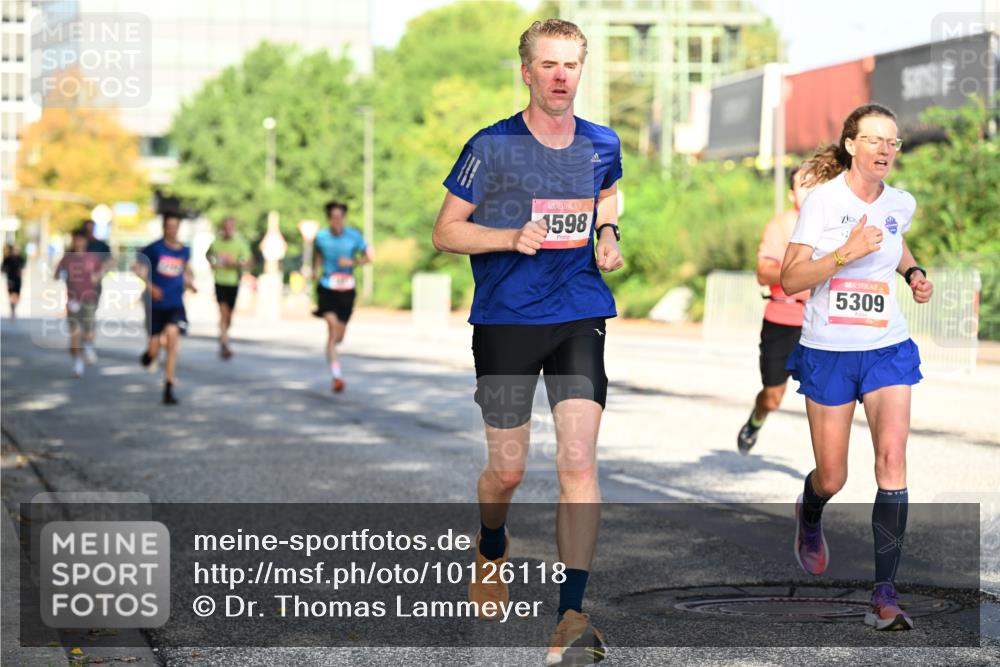 06.09.2026 - CURREX Alsterlauf Dr. Thomas Lammeyer http://msf.ph/oto/10126118 06.09.2026 09:44:33 Laufen 4598, 5309 meine-sportfotos.de
