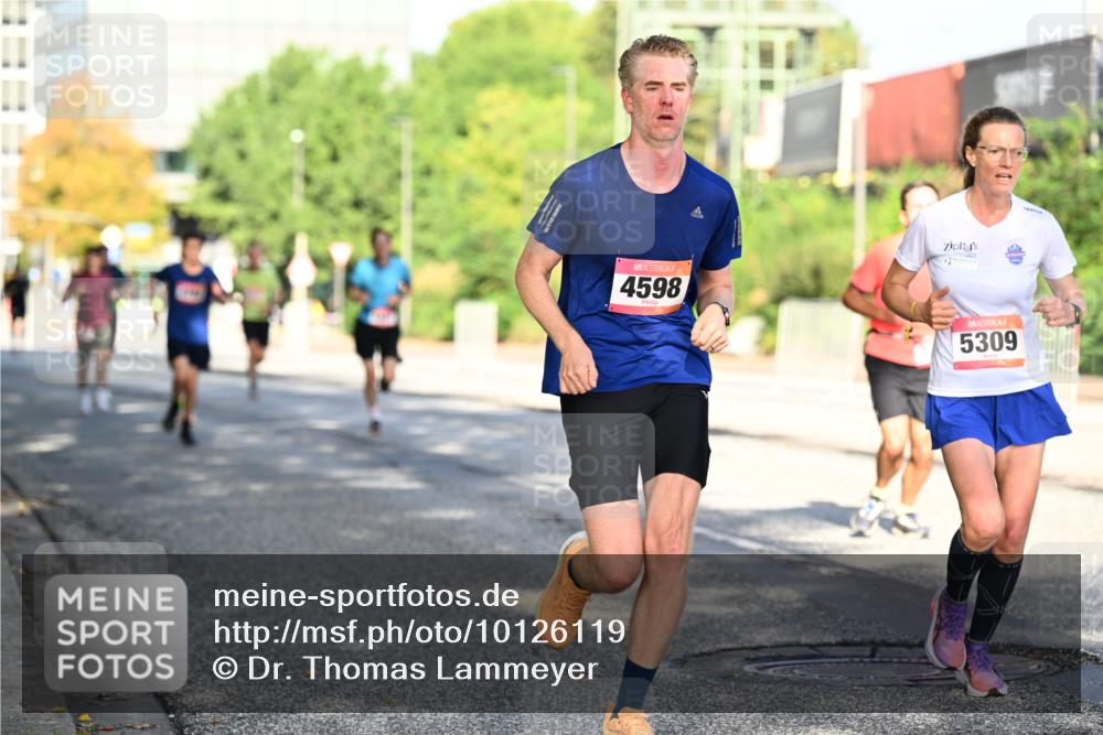 06.09.2026 - CURREX Alsterlauf Dr. Thomas Lammeyer http://msf.ph/oto/10126119 06.09.2026 09:44:33 Laufen 4598, 5309 meine-sportfotos.de