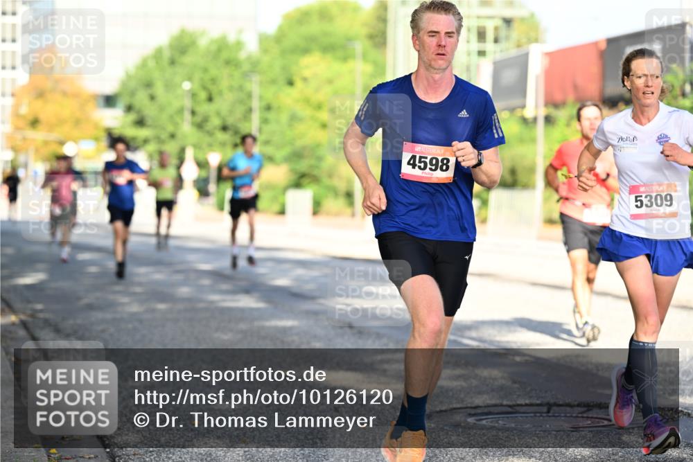 06.09.2026 - CURREX Alsterlauf Dr. Thomas Lammeyer http://msf.ph/oto/10126120 06.09.2026 09:44:33 Laufen 4598, 5309 meine-sportfotos.de