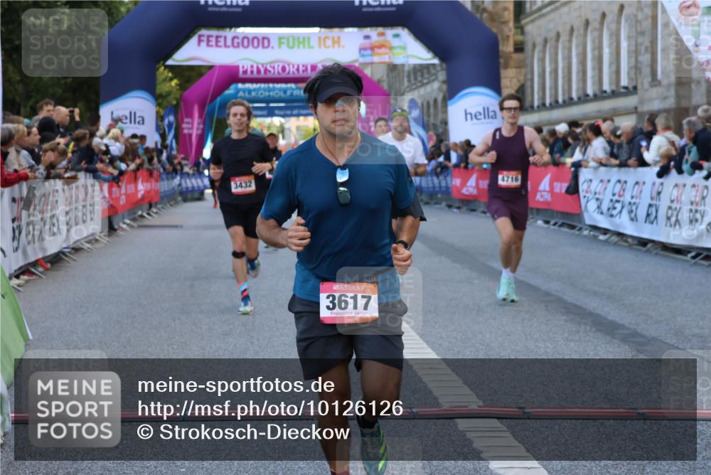 06.09.2026 - CURREX Alsterlauf Strokosch-Dieckow http://msf.ph/oto/10126126 06.09.2026 09:46:45 Ziel 2556, 3432, 3617, 4716, 4877, 4890, 5430, 5544, 8092, 8249 meine-sportfotos.de